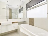 https://images.listonce.com.au/custom/160x/listings/60-david-street-hampton-vic-3188/966/01087966_img_10.jpg?0qpx5YT9QlU