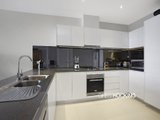 https://images.listonce.com.au/custom/160x/listings/60-edgewater-boulevard-maribyrnong-vic-3032/001/01203001_img_05.jpg?x92rkIzlqXg