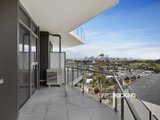 https://images.listonce.com.au/custom/160x/listings/60-edgewater-boulevard-maribyrnong-vic-3032/001/01203001_img_06.jpg?Ys2b20_XlK8