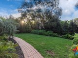 https://images.listonce.com.au/custom/160x/listings/60-eucalypt-drive-lilydale-vic-3140/673/01524673_img_18.jpg?YO4hBZeLE7k