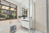 https://images.listonce.com.au/custom/160x/listings/60-market-street-essendon-vic-3040/860/01908860_img_08.jpg?IIQLR83e0sE