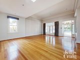 https://images.listonce.com.au/custom/160x/listings/60-prospect-hill-road-camberwell-vic-3124/732/01983732_img_03.jpg?x5uNW31Gqxg