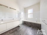 https://images.listonce.com.au/custom/160x/listings/60-prospect-hill-road-camberwell-vic-3124/732/01983732_img_13.jpg?SsCX2mDV28k
