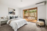 https://images.listonce.com.au/custom/160x/listings/60-staughton-road-glen-iris-vic-3146/724/01932724_img_07.jpg?uuvgMOdk71Q