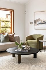 https://images.listonce.com.au/custom/160x/listings/60-staughton-road-glen-iris-vic-3146/724/01932724_img_19.jpg?qJ_W_AHycyI