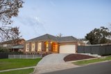 https://images.listonce.com.au/custom/160x/listings/60-tamboon-drive-st-helena-vic-3088/186/01954186_img_19.jpg?p7QEqHHRM4c