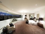 https://images.listonce.com.au/custom/160x/listings/60-tuxen-street-balwyn-north-vic-3104/943/01684943_img_11.jpg?aNFLpLFHHas