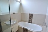 https://images.listonce.com.au/custom/160x/listings/60-victoria-street-brunswick-east-vic-3057/878/01704878_img_08.jpg?y7qGdULStdM