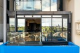 https://images.listonce.com.au/custom/160x/listings/60182-flinders-street-melbourne-vic-3000/051/01683051_img_04.jpg?KM9OmwMpTns