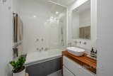 https://images.listonce.com.au/custom/160x/listings/604166-wellington-parade-east-melbourne-vic-3002/836/01781836_img_04.jpg?A8osMX46-uk