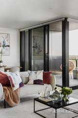 https://images.listonce.com.au/custom/160x/listings/6046-station-street-moorabbin-vic-3189/349/01980349_img_14.jpg?6K9BgRwUuaI