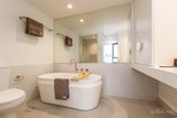 https://images.listonce.com.au/custom/160x/listings/604681-chapel-street-south-yarra-vic-3141/625/01681625_img_06.jpg?hVWOp0He4gY