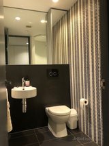 https://images.listonce.com.au/custom/160x/listings/6047-king-street-prahran-vic-3181/764/01811764_img_02.jpg?_YNI3V3IrTA