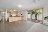 https://images.listonce.com.au/custom/160x/listings/60b-wattle-avenue-wendouree-vic-3355/887/01243887_img_04.jpg?h0aRAYUQZNk