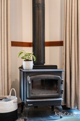https://images.listonce.com.au/custom/160x/listings/61-63-kerr-crescent-montrose-vic-3765/177/01775177_img_03.jpg?LEmmG4Ti-wU