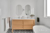 https://images.listonce.com.au/custom/160x/listings/61-albion-street-brunswick-vic-3056/538/01810538_img_11.jpg?0ukbkZuC7Sg