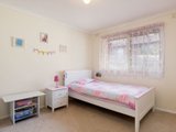 https://images.listonce.com.au/custom/160x/listings/61-bellara-drive-mooroolbark-vic-3138/515/01524515_img_08.jpg?bDTF75Fy6z0