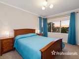 https://images.listonce.com.au/custom/160x/listings/61-chirnside-drive-chirnside-park-vic-3116/738/01525738_img_11.jpg?-TtcugnCKDo