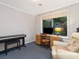 https://images.listonce.com.au/custom/160x/listings/61-chirnside-drive-chirnside-park-vic-3116/738/01525738_img_15.jpg?T0TG0xHX7ik