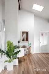 https://images.listonce.com.au/custom/160x/listings/61-cressy-street-montmorency-vic-3094/594/01894594_img_10.jpg?BsVxgxl_E6U