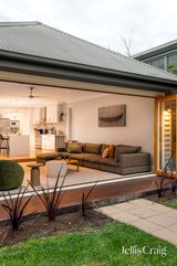 https://images.listonce.com.au/custom/160x/listings/61-derby-street-northcote-vic-3070/145/01821145_img_04.jpg?8q9f4usJhEs