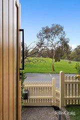 https://images.listonce.com.au/custom/160x/listings/61-field-street-clifton-hill-vic-3068/620/01973620_img_09.jpg?yZHb6UOP4OQ