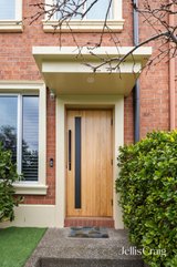 https://images.listonce.com.au/custom/160x/listings/61-field-street-clifton-hill-vic-3068/620/01973620_img_32.jpg?AnVprO8ePEo