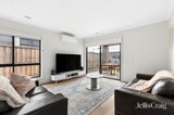 https://images.listonce.com.au/custom/160x/listings/61-greyjoy-road-charlemont-vic-3217/464/01948464_img_04.jpg?rLqSub_kBXA