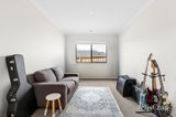https://images.listonce.com.au/custom/160x/listings/61-greyjoy-road-charlemont-vic-3217/464/01948464_img_10.jpg?vBIgm13yplo