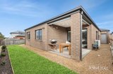 https://images.listonce.com.au/custom/160x/listings/61-greyjoy-road-charlemont-vic-3217/464/01948464_img_13.jpg?2a3nhNVrcKQ