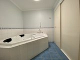 https://images.listonce.com.au/custom/160x/listings/61-helms-street-newcomb-vic-3219/595/01698595_img_14.jpg?9dk1DNzgQI4