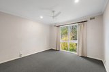 https://images.listonce.com.au/custom/160x/listings/61-holloway-road-croydon-north-vic-3136/237/01814237_img_12.jpg?wJkXU8l8jhM