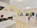 https://images.listonce.com.au/custom/160x/listings/61-john-liston-drive-newport-vic-3015/126/01202126_img_03.jpg?_3lk8t7NwH8