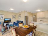 https://images.listonce.com.au/custom/160x/listings/61-john-liston-drive-newport-vic-3015/126/01202126_img_07.jpg?uTjJgRbCKZ8