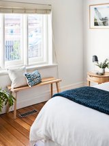 https://images.listonce.com.au/custom/160x/listings/61-mansfield-street-thornbury-vic-3071/870/01002870_img_11.jpg?1zf8vuoBdJo