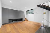 https://images.listonce.com.au/custom/160x/listings/61-marshall-avenue-kew-vic-3101/317/01906317_img_01.jpg?eFGuH8JHUI0
