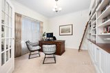 https://images.listonce.com.au/custom/160x/listings/61-mccracken-street-essendon-vic-3040/880/01321880_img_17.jpg?0aaDnUB9F6Y