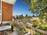 https://images.listonce.com.au/custom/160x/listings/61-power-avenue-hawthorn-vic-3122/984/01684984_img_06.jpg?Dmn722VidyM