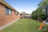 https://images.listonce.com.au/custom/160x/listings/61-rawlinson-street-croydon-vic-3136/597/01876597_img_11.jpg?vXASlwklD58