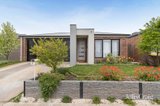 https://images.listonce.com.au/custom/160x/listings/61-spoonbill-avenue-winter-valley-vic-3358/074/01982074_img_02.jpg?cbYoV4nY-RI