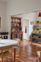 https://images.listonce.com.au/custom/160x/listings/61-walker-street-northcote-vic-3070/330/01983330_img_05.jpg?pDxW-b9D_RI