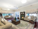 https://images.listonce.com.au/custom/160x/listings/61-wicklow-avenue-croydon-vic-3136/926/01525926_img_13.jpg?9YWZY5ADCDA