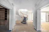 https://images.listonce.com.au/custom/160x/listings/611-toorak-road-toorak-vic-3142/111/01701111_img_04.jpg?vW64UvKeJTI