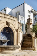 https://images.listonce.com.au/custom/160x/listings/611-toorak-road-toorak-vic-3142/111/01701111_img_08.jpg?8qTJVLjWwqk
