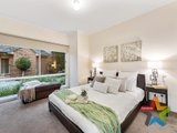 https://images.listonce.com.au/custom/160x/listings/611-william-road-croydon-vic-3136/508/01525508_img_11.jpg?KXWy4akB4p0