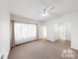 https://images.listonce.com.au/custom/160x/listings/6120-newman-street-kensington-vic-3031/545/01580545_img_06.jpg?l8uXmxShXFs