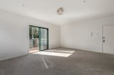 https://images.listonce.com.au/custom/160x/listings/613-oxford-street-box-hill-vic-3128/240/00910240_img_03.jpg?z4y2_5T9vVo