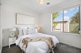 https://images.listonce.com.au/custom/160x/listings/6130a-beverin-street-sebastopol-vic-3356/740/01289740_img_06.jpg?8suXfrWIF1s