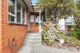 https://images.listonce.com.au/custom/160x/listings/6138-140-linacre-road-hampton-vic-3188/410/01751410_img_02.jpg?6TbpFiKTfrI