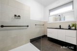 https://images.listonce.com.au/custom/160x/listings/6138-140-linacre-road-hampton-vic-3188/410/01751410_img_11.jpg?sYXdIULmCmw